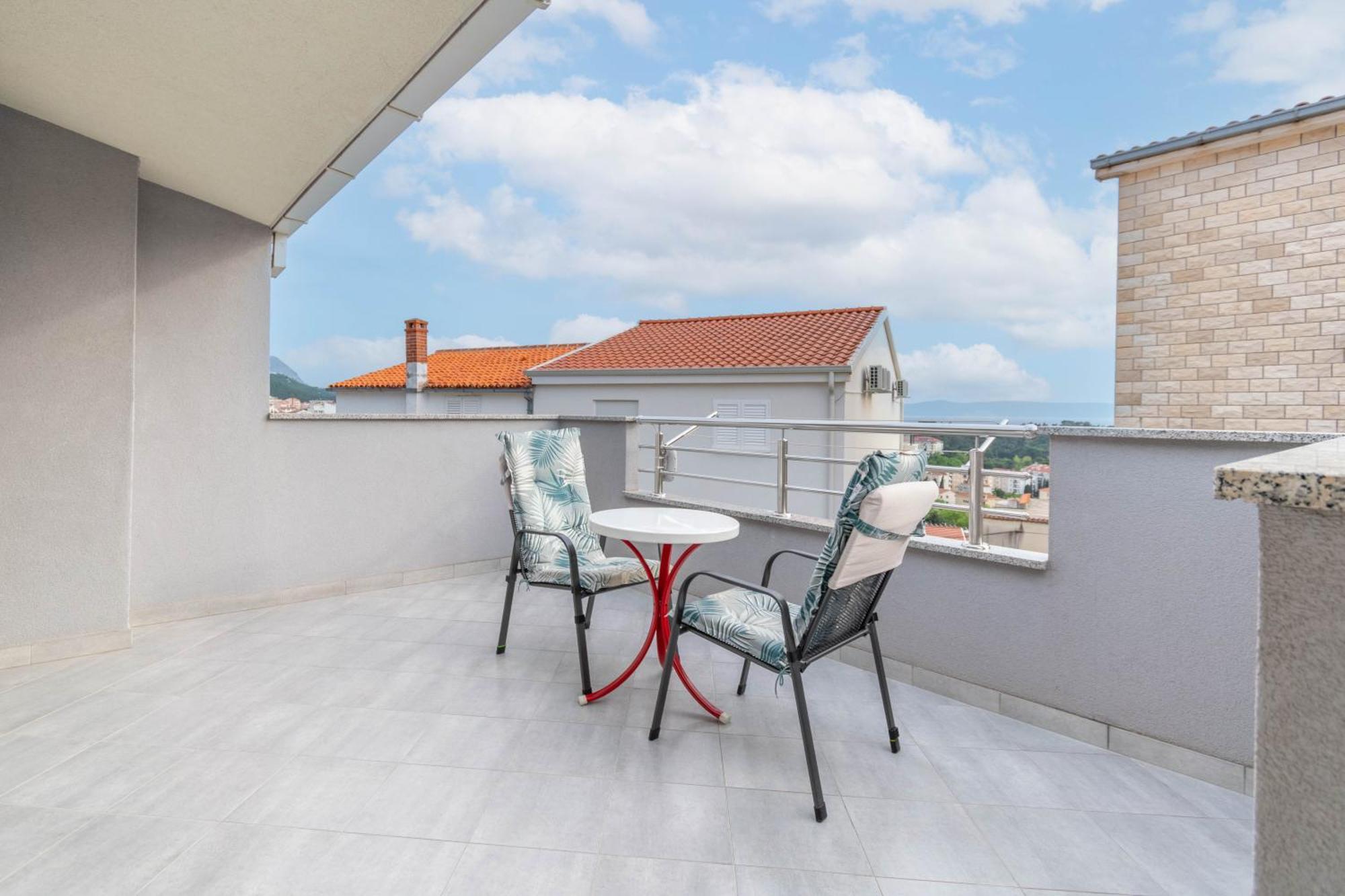 Studio Apartmani Dora Makarska Exterior foto