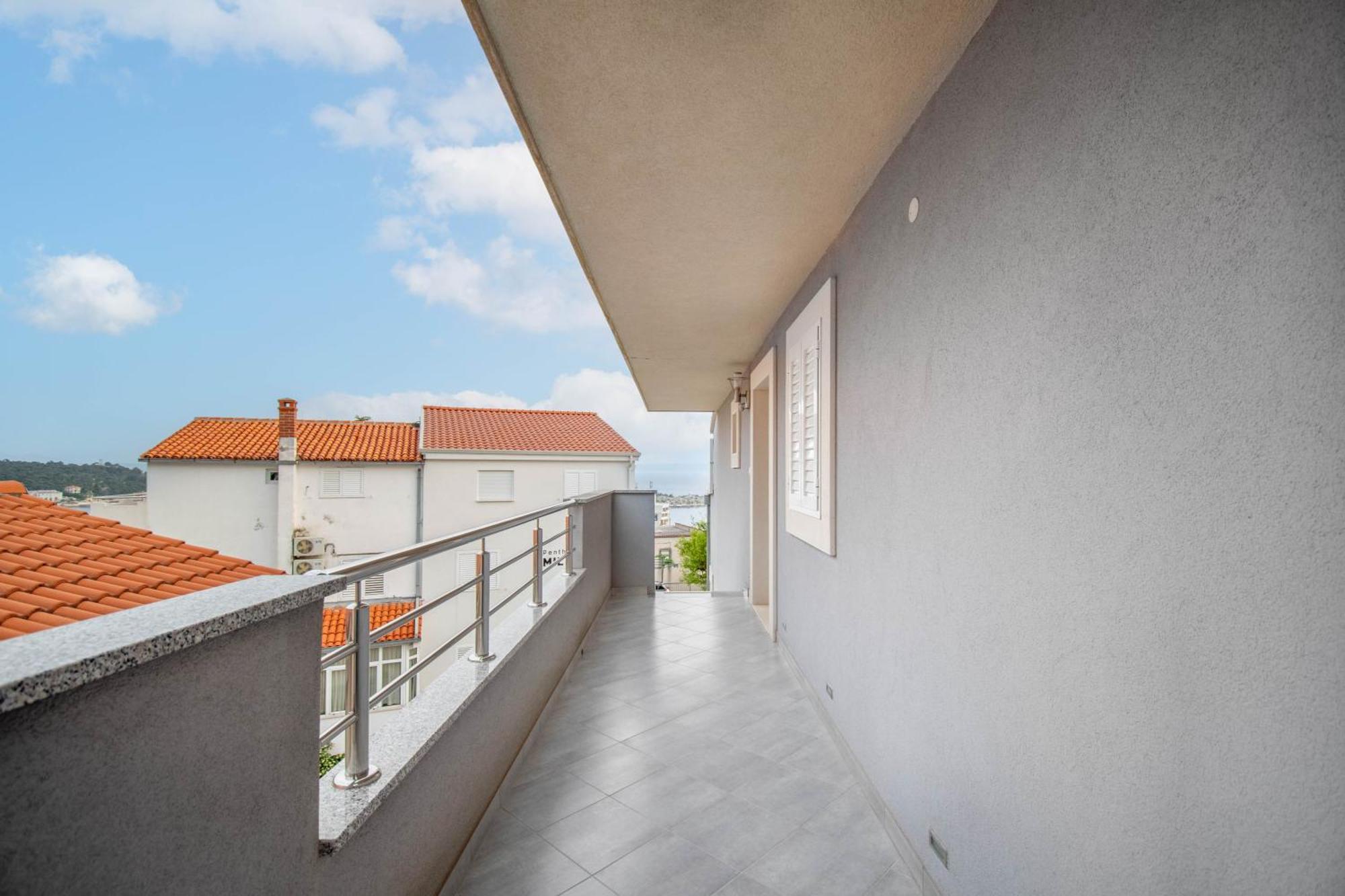 Studio Apartmani Dora Makarska Exterior foto